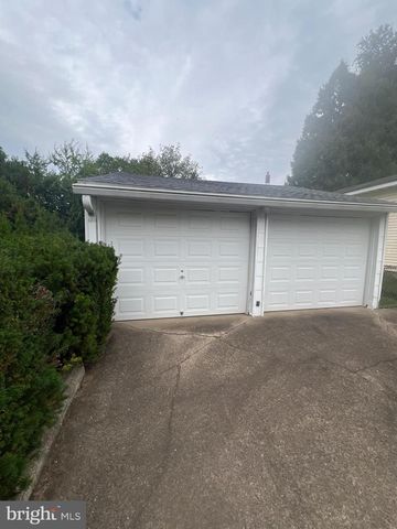 301 MURRAY AVE, Bellmawr, NJ 08031