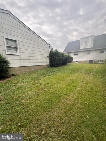 301 MURRAY AVE, Bellmawr, NJ 08031