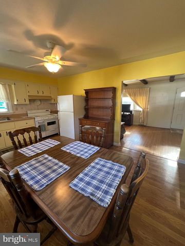 301 MURRAY AVE, Bellmawr, NJ 08031