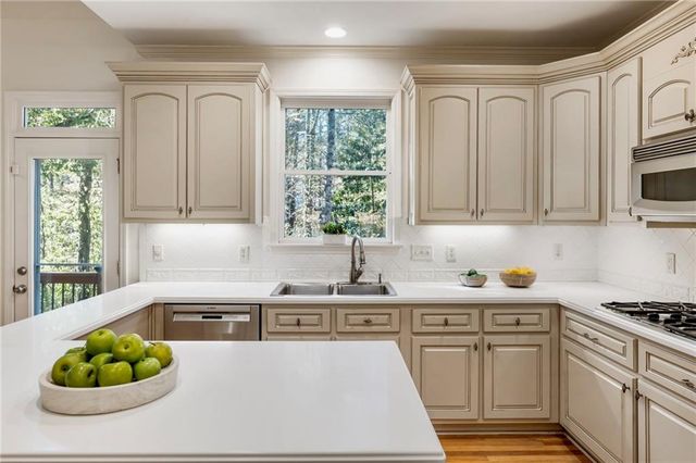 3235 Arborwoods Drive, Johns Creek, GA 30022