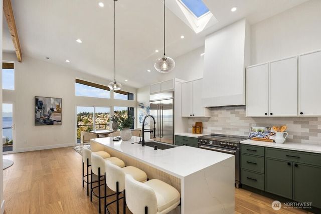 12639 shorewood Drive SW, Burien, WA 98146