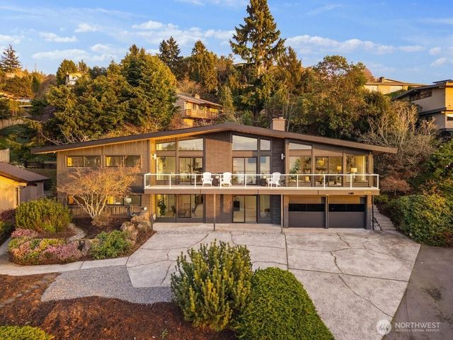 12639 shorewood Drive SW, Burien, WA 98146