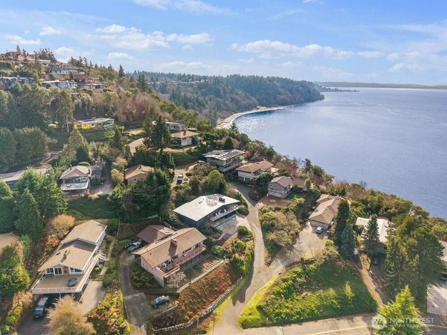 12639 shorewood Drive SW, Burien, WA 98146