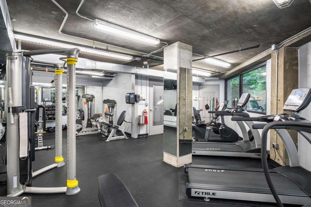 3235 Roswell Road NE 405, Atlanta, GA 30305