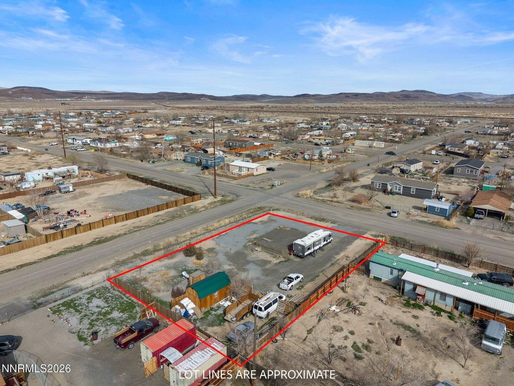 Image 10 of property listing at 2765 Rawhide Street, Silver Springs, NV 89429