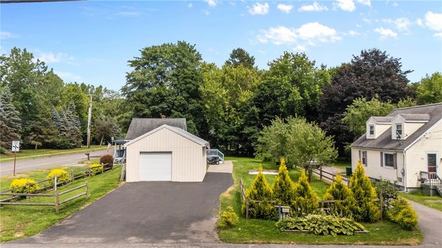 891 Whitney Road West, Perinton, NY 14450