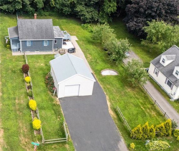 891 Whitney Road West, Perinton, NY 14450