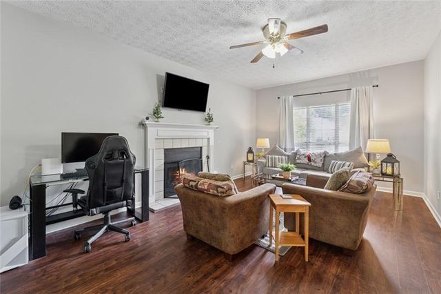 4805 Oxford NW Walk, Acworth, GA 30102