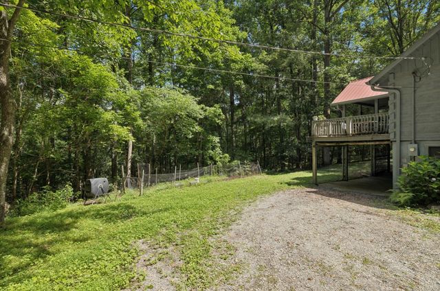 1190 Bald Eagle Dr, Kingston Springs, TN 37082