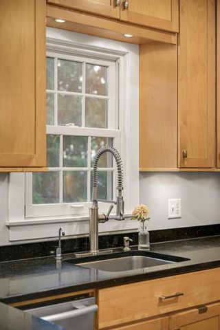 930 Nevada Avenue W, Saint Paul, MN 55117