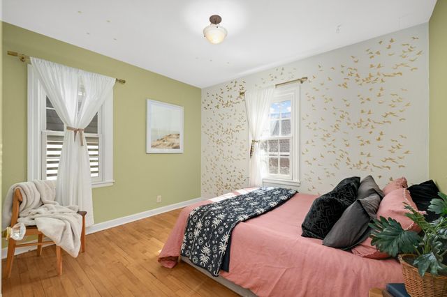 930 Nevada Avenue W, Saint Paul, MN 55117