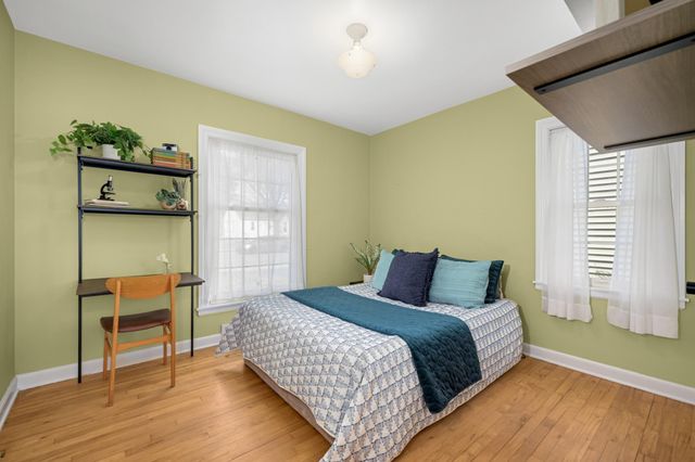 930 Nevada Avenue W, Saint Paul, MN 55117