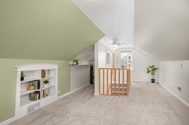 930 Nevada Avenue W, Saint Paul, MN 55117