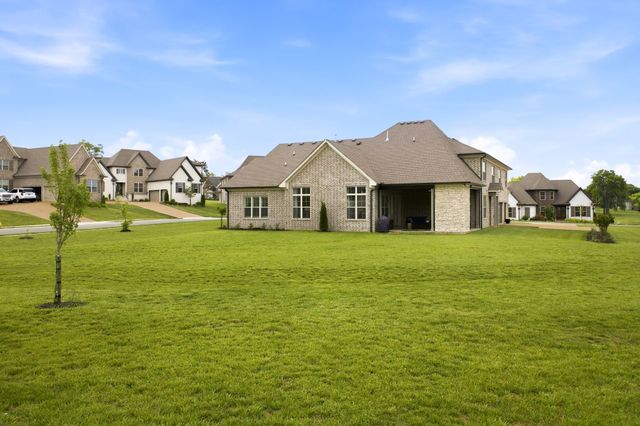 359 Broughton St, Gallatin, TN 37066
