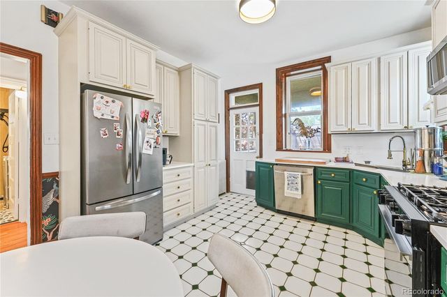 1243 N Marion Street, Denver, CO 80218