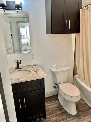 209 9th Avenue NW, Madill, OK 73446