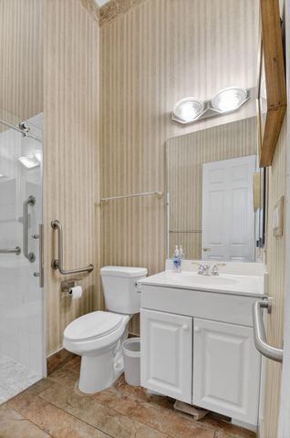 6795 Fairway Lakes Drive, Boynton Beach, FL 33472