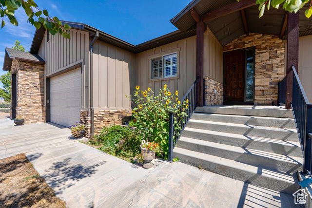 9235 S REDWASH RD, Jensen, UT 84035