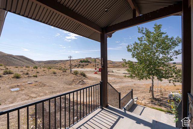 9235 S REDWASH RD, Jensen, UT 84035