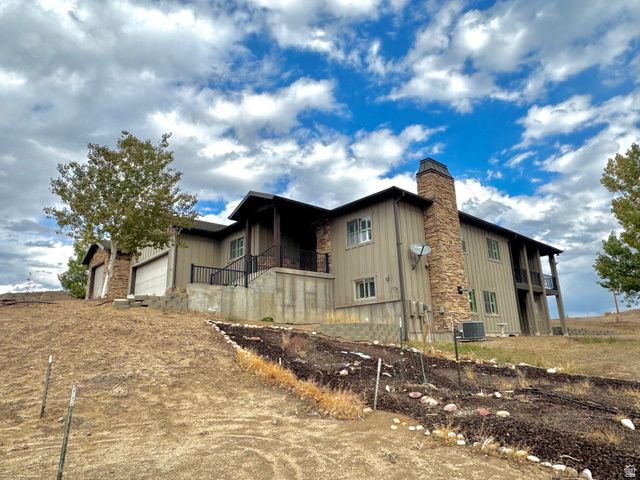 9235 S REDWASH RD, Jensen, UT 84035