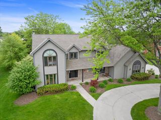 1558 Golf View DRIVE W, Sheboygan, WI 53083