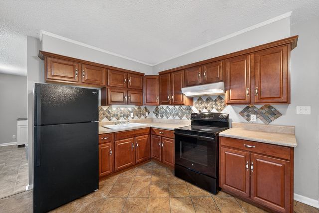 304 Walker St, Clarksville, TN 37042