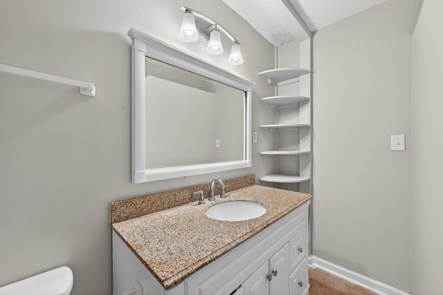 304 Walker St, Clarksville, TN 37042