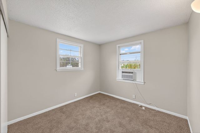 304 Walker St, Clarksville, TN 37042