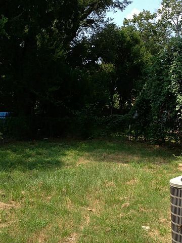 923 Mccall, Conroe, TX 77301