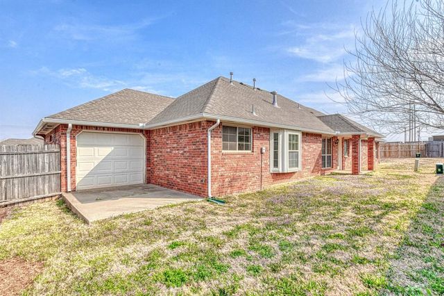 2940 Coach Court, Norman, OK 73071