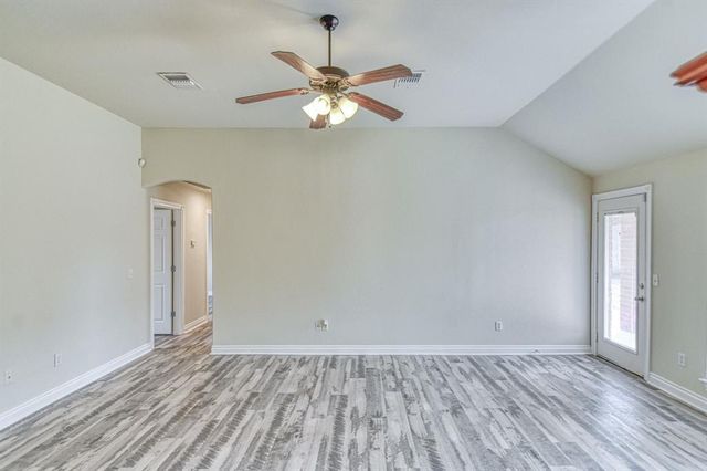 2940 Coach Court, Norman, OK 73071