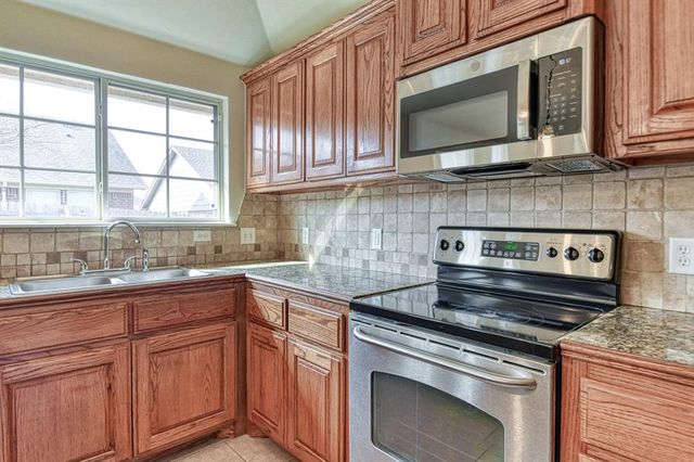 2940 Coach Court, Norman, OK 73071