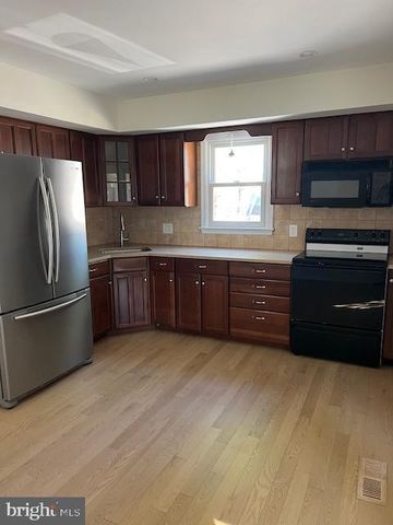 202 REBECCA LN, Coatesville, PA 19320