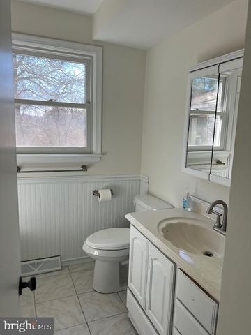 202 REBECCA LN, Coatesville, PA 19320