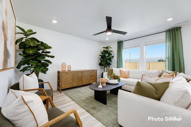 1926 E Springloyd St, Meridian, ID 83642