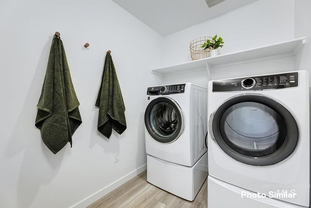 1926 E Springloyd St, Meridian, ID 83642