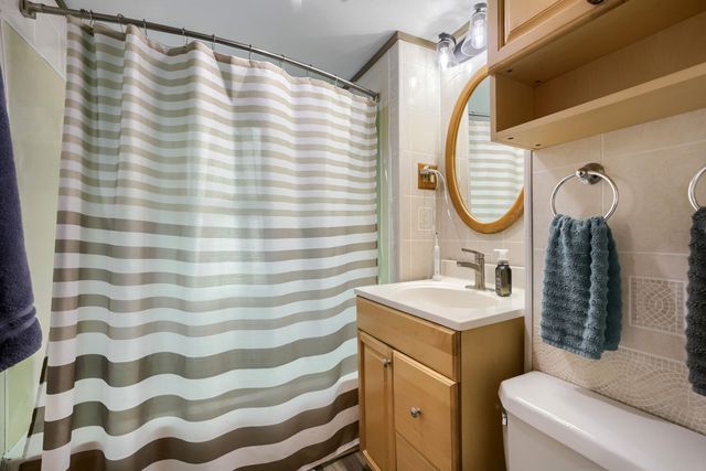 10743 S Kedzie Avenue, Chicago, IL 60655