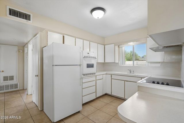 517 N 53RD Place, Mesa, AZ 85205