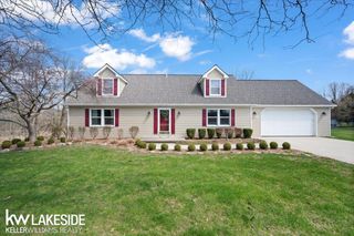 51980 ROMEO PLANK Road, Macomb Twp, MI 48042