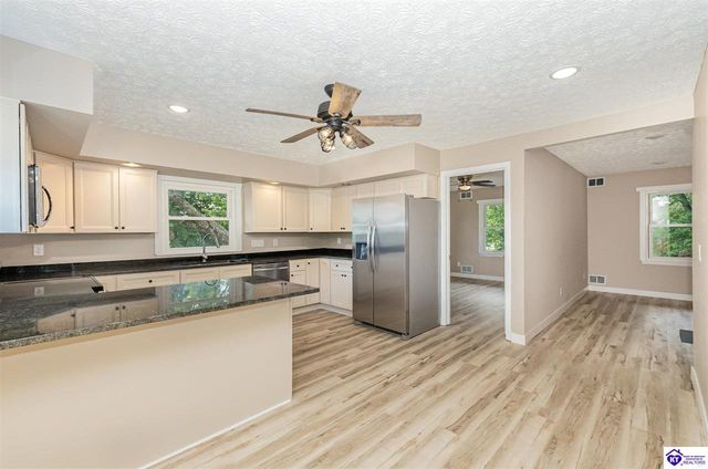 213 W French Street, Elizabethtown, KY 42701