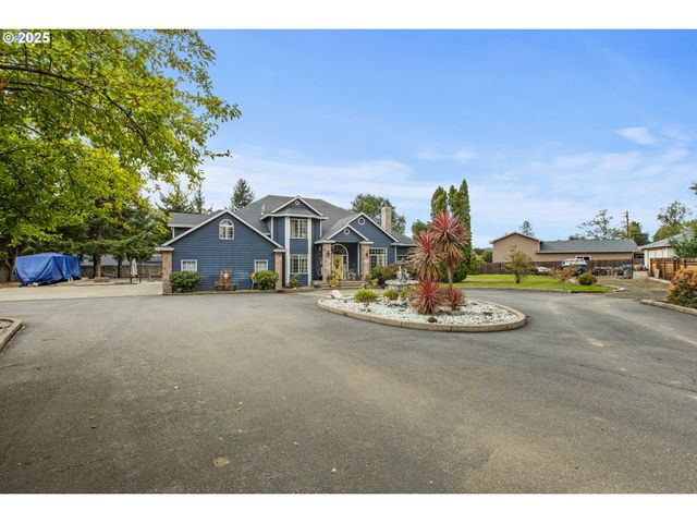 101 ASTER St, Winchester, OR 97495