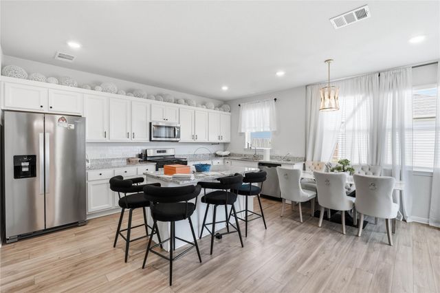 2437 Lucy Axel LN, Round Rock, TX 78665