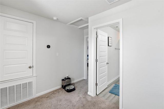 2437 Lucy Axel LN, Round Rock, TX 78665