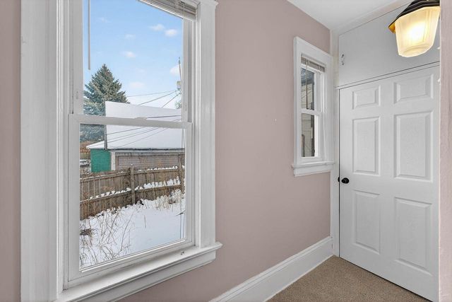 1238 N 33rd STREET, Milwaukee, WI 53208