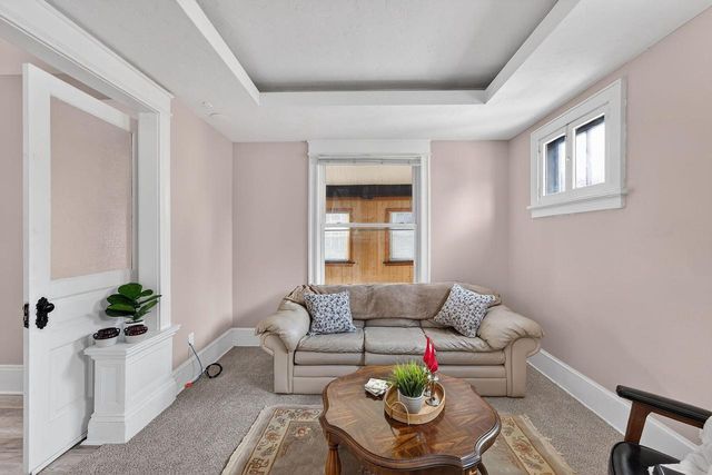 1238 N 33rd STREET, Milwaukee, WI 53208