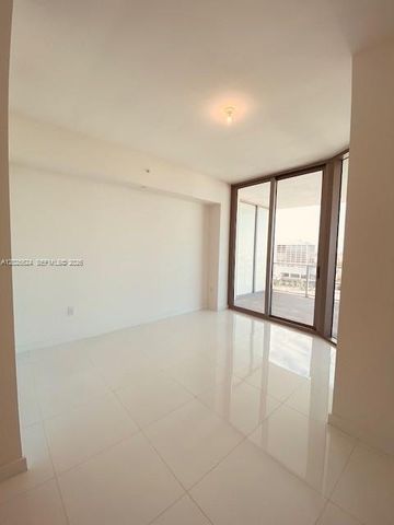 851 NE 1st Ave 1808, Miami, FL 33132