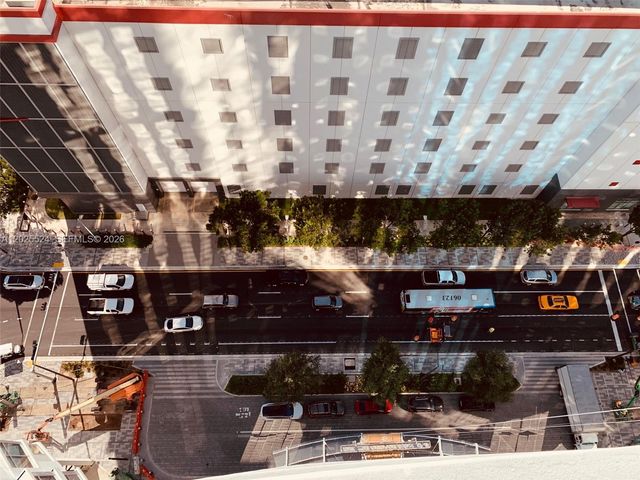 851 NE 1st Ave 1808, Miami, FL 33132