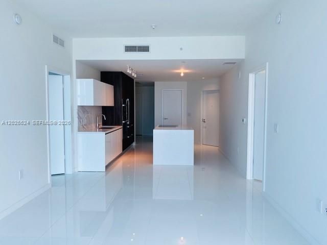 851 NE 1st Ave 1808, Miami, FL 33132