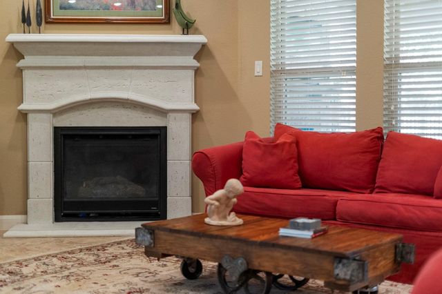 626 Dalton Lane, Sugar Land, TX 77479