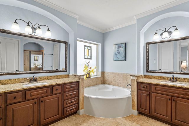 626 Dalton Lane, Sugar Land, TX 77479